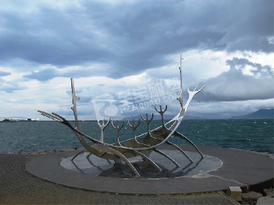 海邊創(chuàng)意鏡面龍蝦不銹鋼雕塑定制